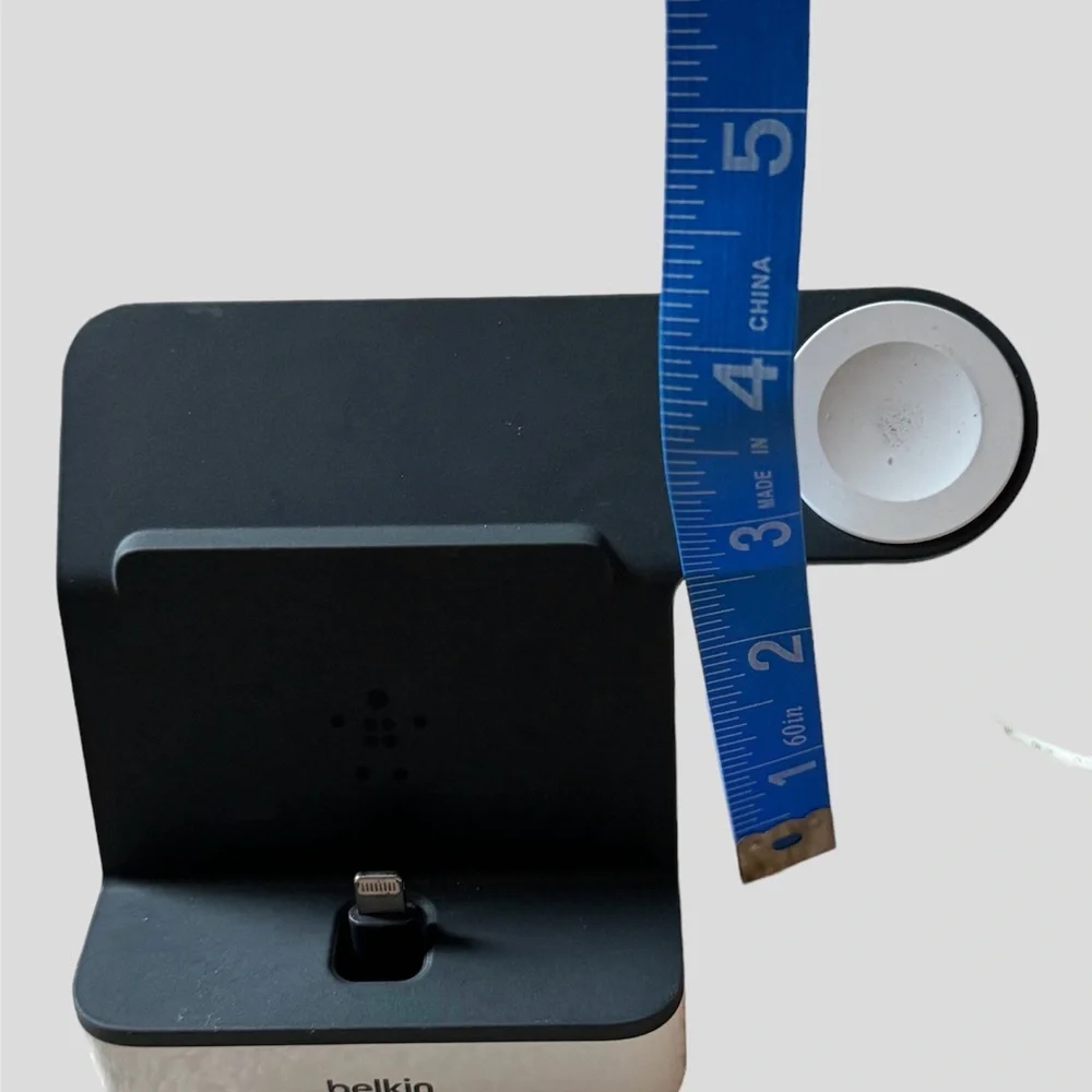 belkin 2-in-1 iPhone and Apple Watch Charger